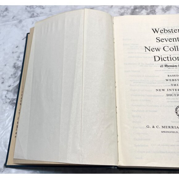 Vintage 1967 Websters Seventh New Collegiate Dictionary Hardcover Blue with Gold - Picture 11 of 16